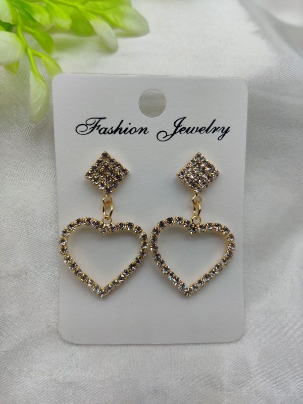 "Glamorous Crystal Heart Drop Earrings"