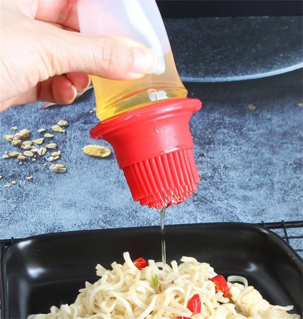 "Silicone Oil Brush Bottle BBQ Kitchen Tool (Random Color)"