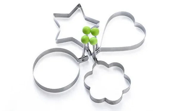 "Pack of 4 Stainless Steel Fried Egg Pancake Shapers - Star, Heart, Round & Flower"